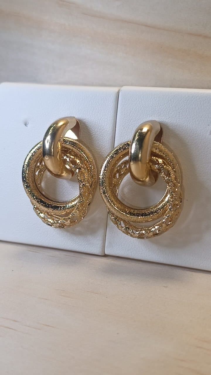 Aretes Colgantes Multi-Aro Glam