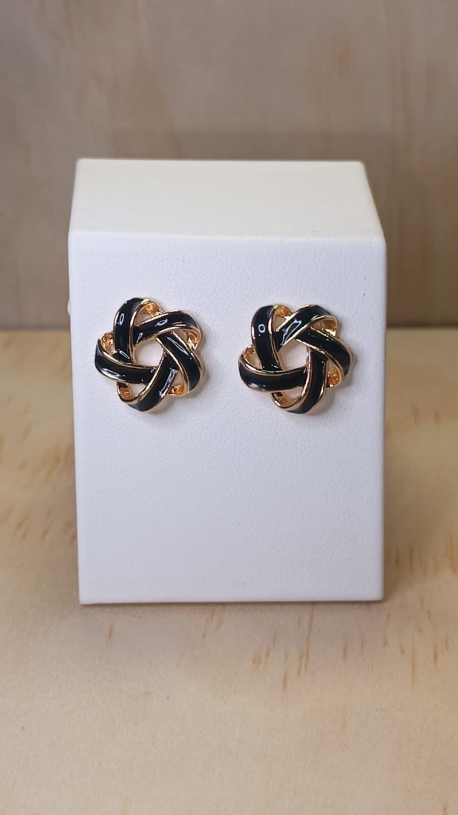 Aretes Topo Nudo Noir Negro